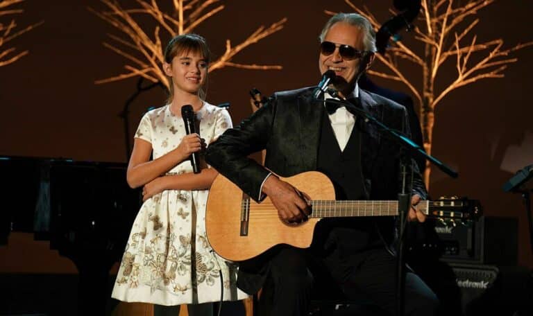 Andrea Bocelli And 10-Year-Old Virginia Delivered Touching “Somewhere Over The Rainbow”