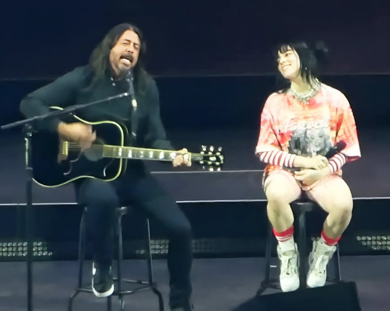 Billie Eilish And Dave Grohl’s Acoustic Duet Of “My Hero” For Taylor Hawkins