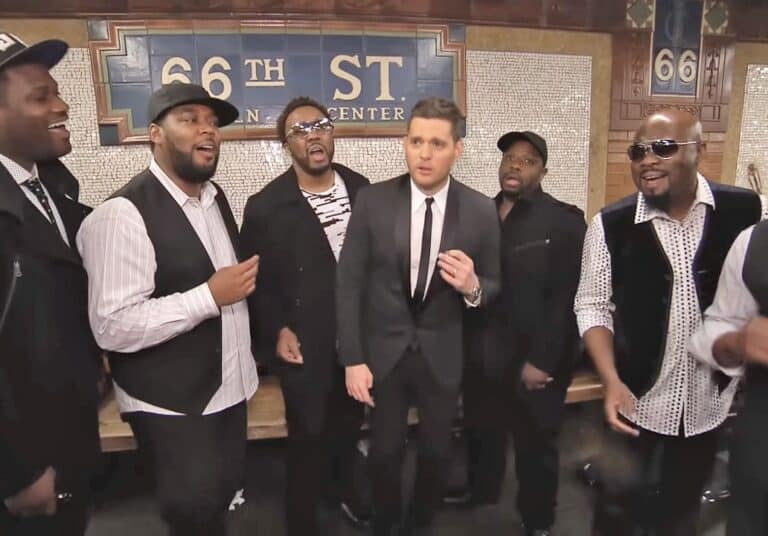 Michael Bublé Turned Heads With Impromptu Acapella Show In Nyc Subway