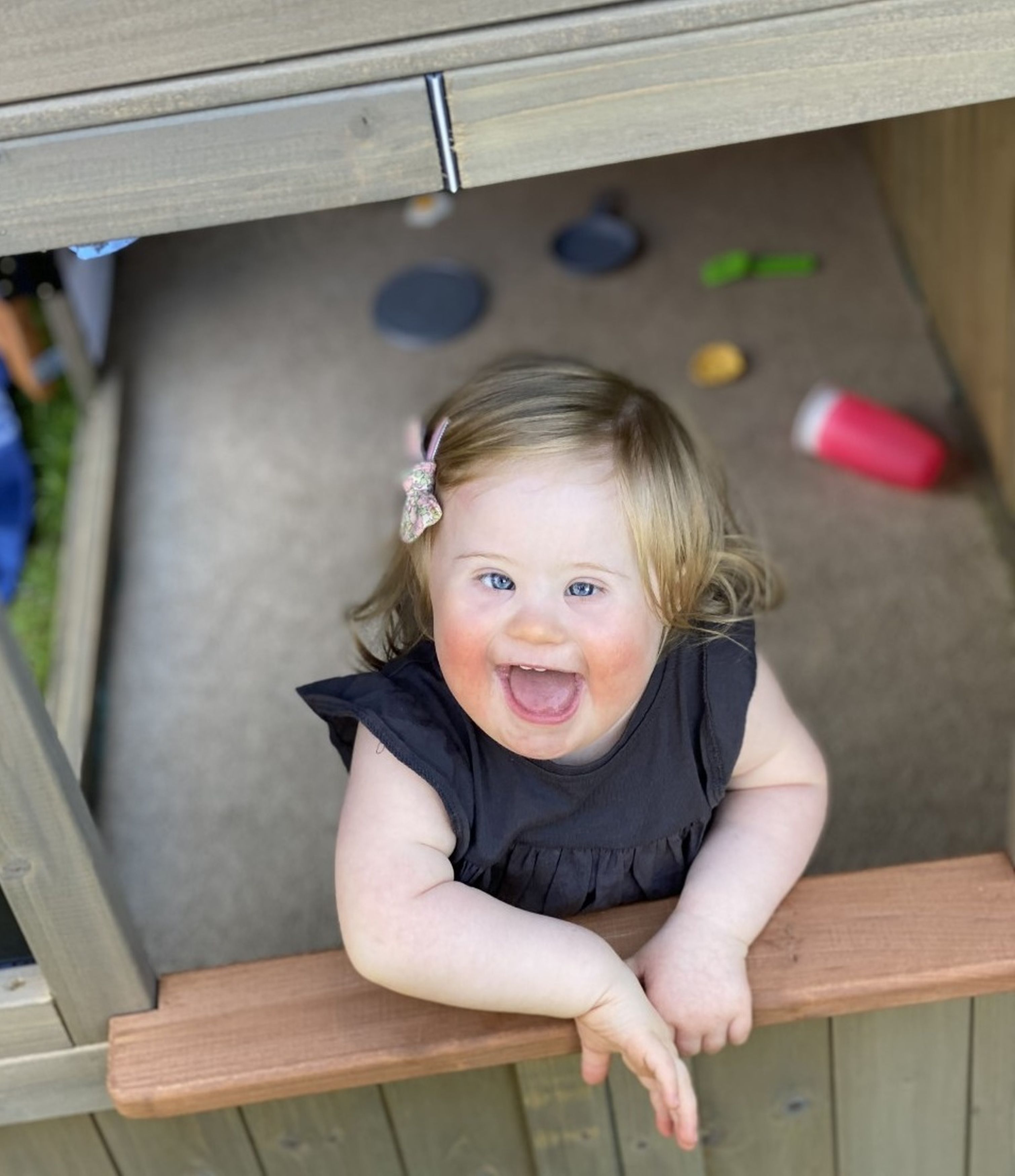 Cheeky Eleanor enjoyed herself in her grandparents' back garden