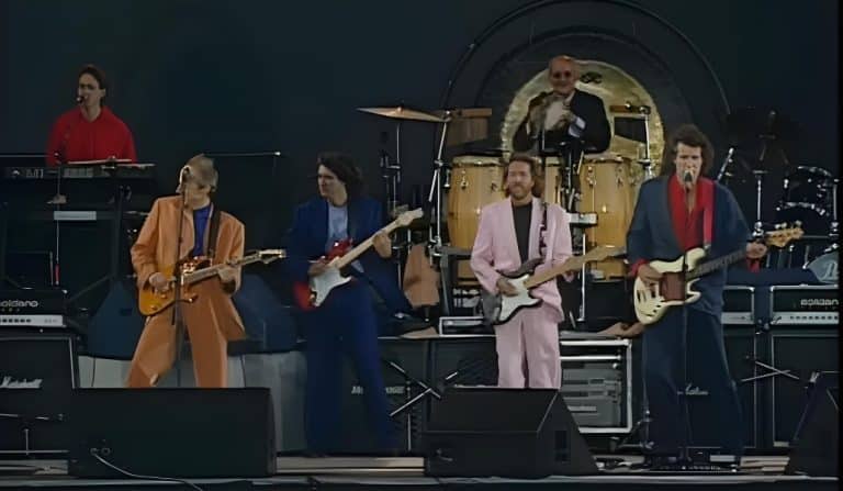 Fans Can’t Stop Praising Dire Straits And Eric Clapton’s Iconic “Money For Nothing” Duet