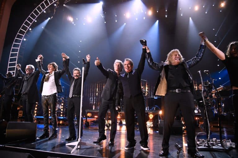 Bon Jovi’s Emotionally Reunited At The Rock And Roll Hall Of Fame With The Return Of Richie Sambora