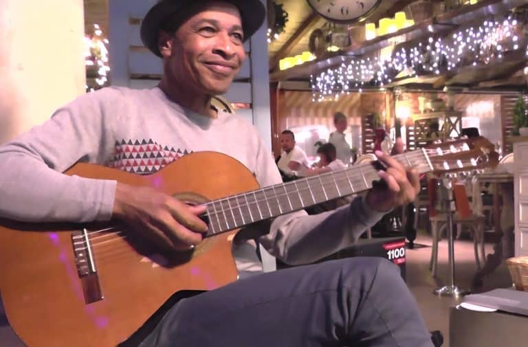 Meet Naudo, A Brazillian Top Chart Artist Who’s Now A Street Guitarist On The Coast Of Tenerife