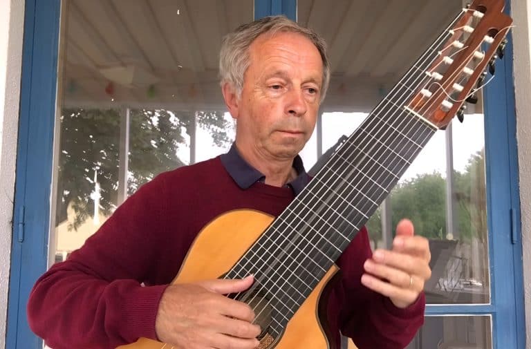 This Talented Maestro Completely Nails A Beatles’ Classic Using An 11-String Guitar