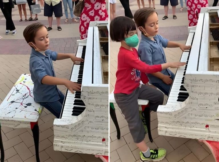 Two Amazing Talented 6-Year-Old Kids Amaze Shoppers With Outstanding Performance