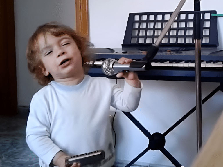 This Two-Year-Old Could Be The Next Legendary Blue Singer, Just Watch His Performance!