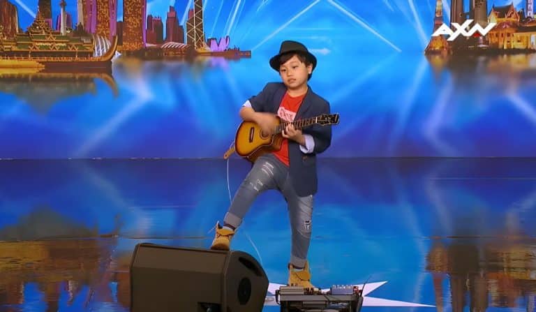 Talented Kid Guitarist Wows Judges, Receives Golden Buzzer On Asia’s Got Talent 2017