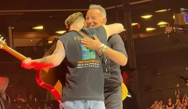 Unforgettable Night As Zach Bryan And Bruce Springsteen Collaborated In “Sandpaper”