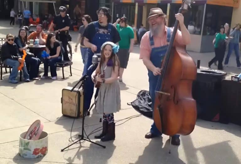 Unbelievable! 9-Year-Old Nails “Folsom Prison Blues” In Knoxville