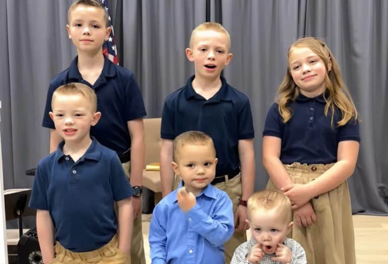 Moving “Jesus Loves Me” Performance By Adorable Children