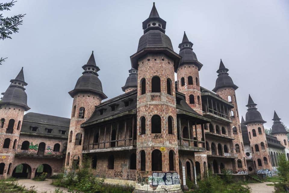 Lapalice Castle, Poland