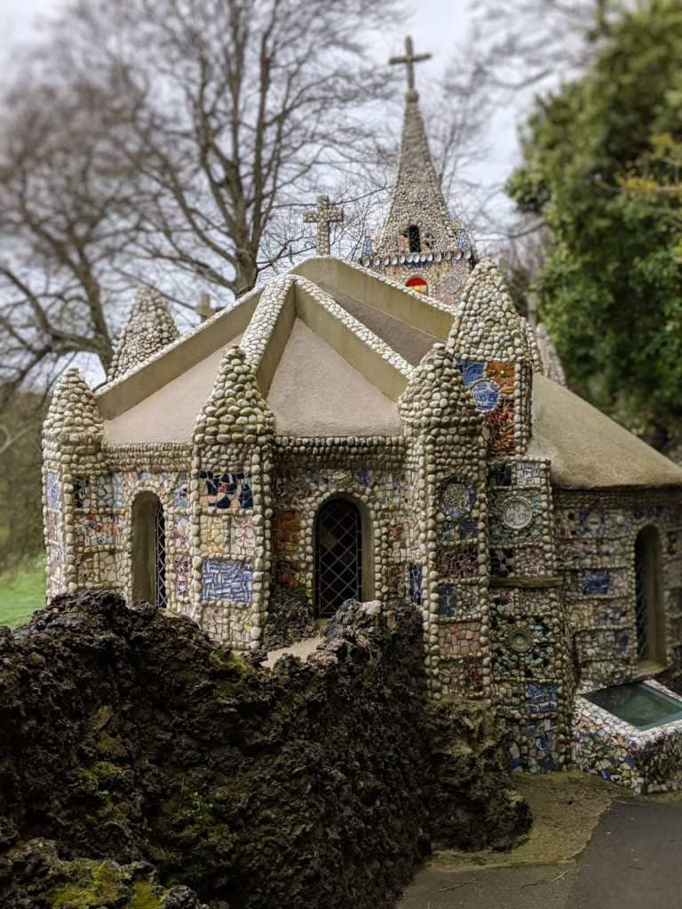 This Little Chapel Of Guernsey At Les Vauxbelet: The Smallest Chapel In ...