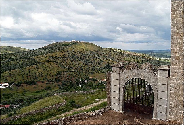 An ornate gate, posterior to the medieval castle