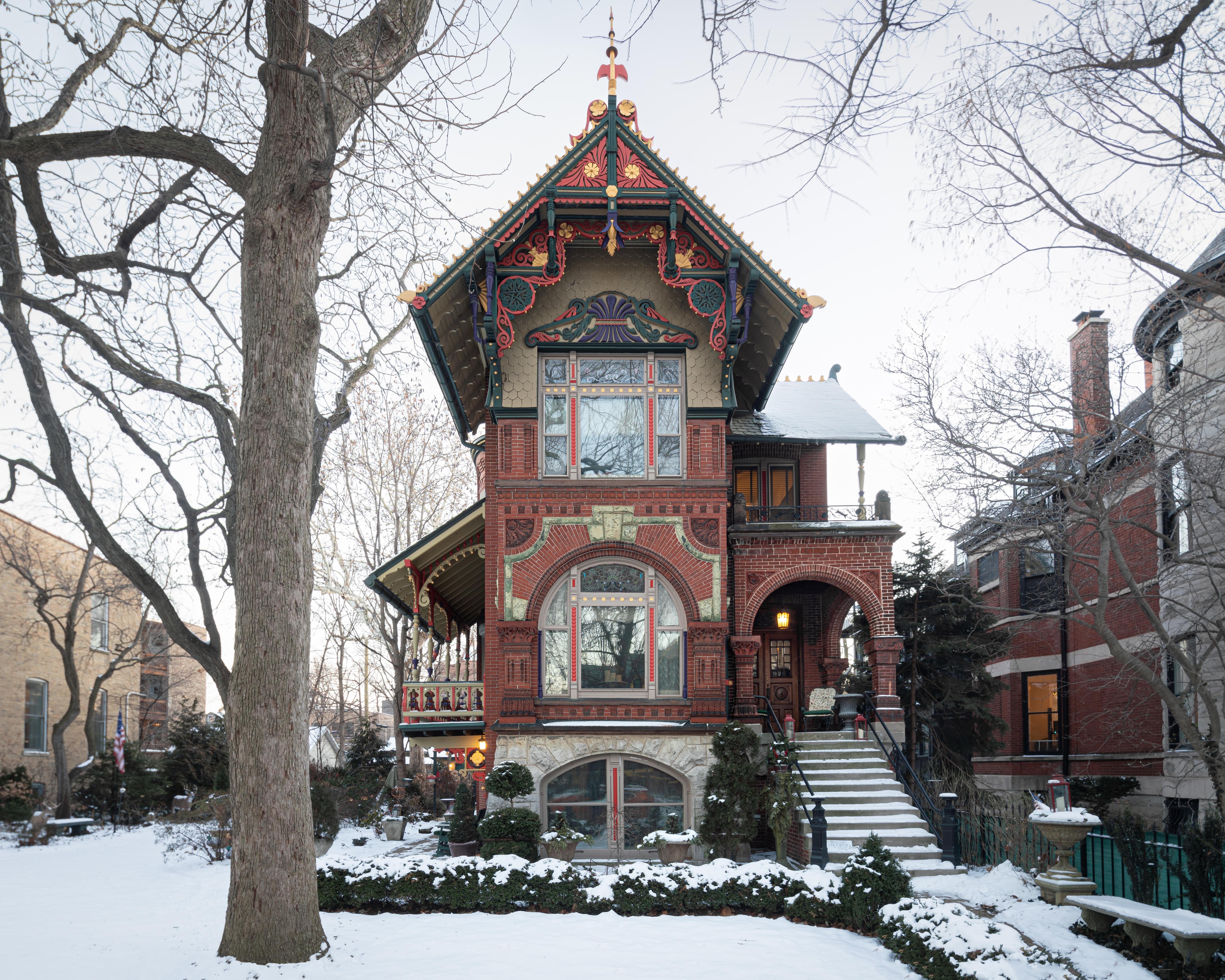 The Herman Weinhardt House, located at 2137 West Pierce Avenue in winter