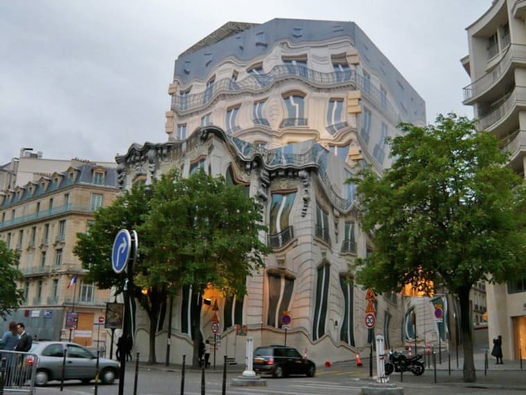 The Melting Building Of George V, Once A Striking Feature In Paris, Is Now Gone