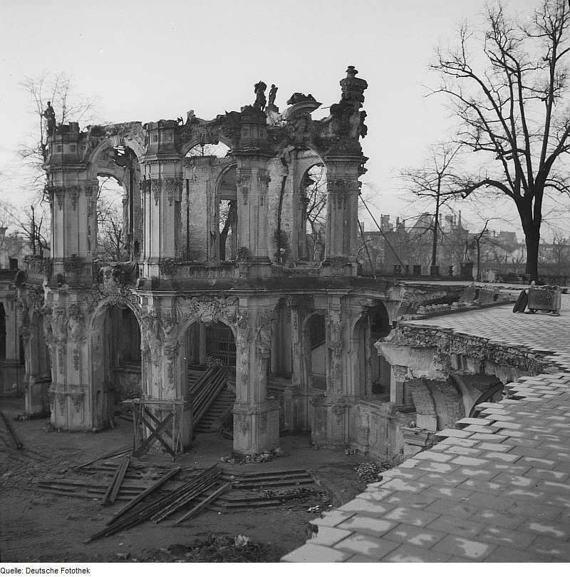 Ruins of the wall pavilion in 1945