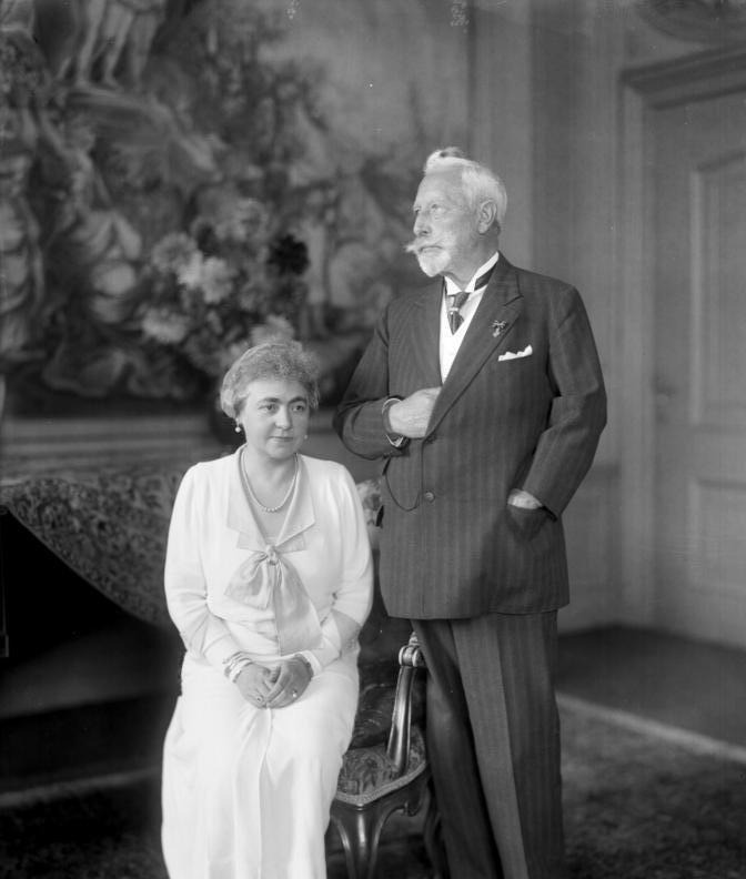 Hermine Reuss of Greiz and Wilhelm II at Huis Doorn in 1933