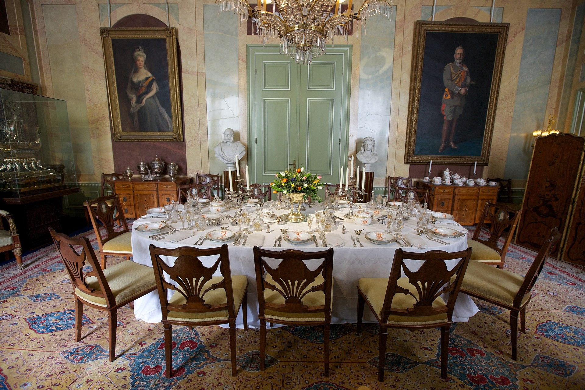 The dining room in 2013