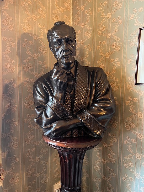 A bust of Sherlock Holmes found in the Holmes Museum