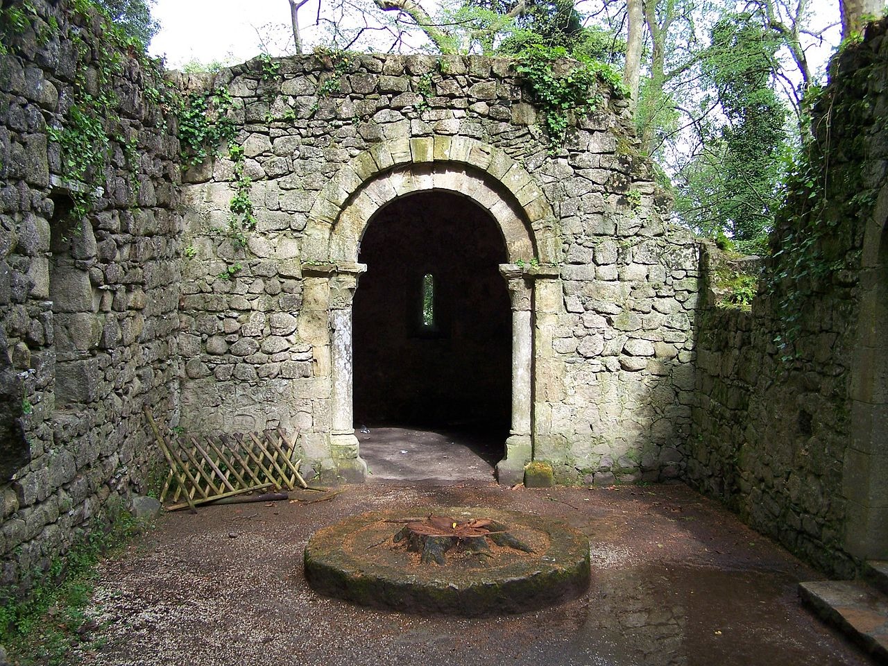 The remnants of the chapel of São Pedro de Canaferrim, constructed by Afonso Henriques following the surrender of Moors in Sintra