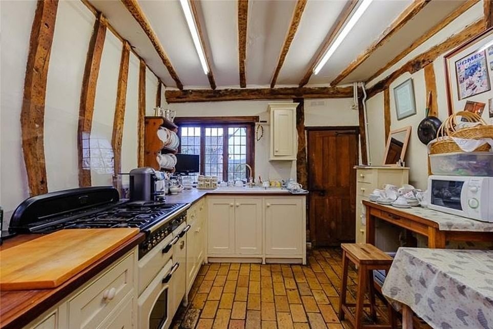 Kitchen/Breakfast Room