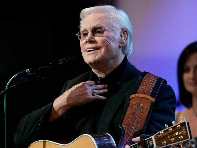 The Untold Stories Of George Jones That Will Surprise You