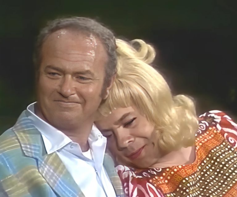 Tim Conway’s Wig Prank Has Harvey Korman Bursting With Laughter On “Carol Burnett”