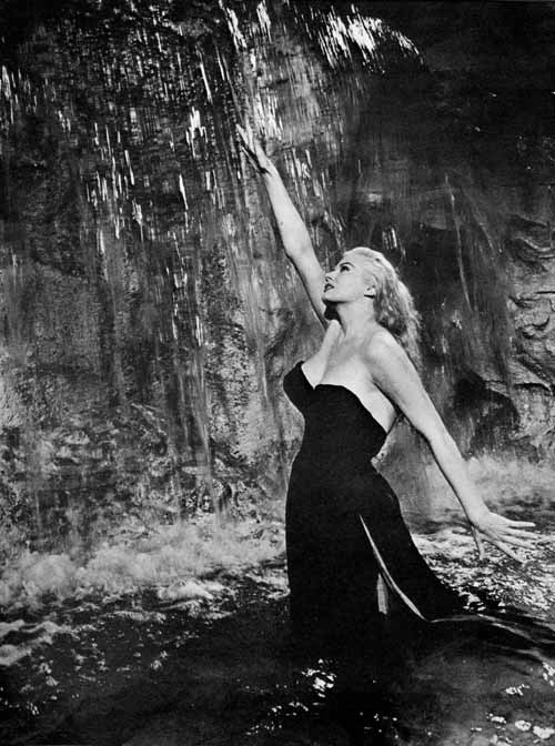 Anita Ekberg wading in the fountain in the film La Dolce Vita (1960)