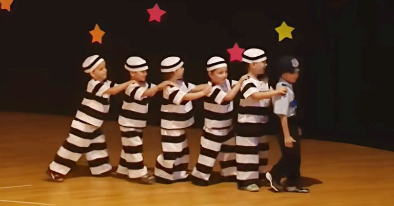 4-Year-Old Kids Steal The Show With Their Hilarious Jailhouse Rock Dance