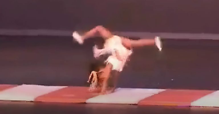 Little Girl Stuns The Crowd With Her Incredible Dance