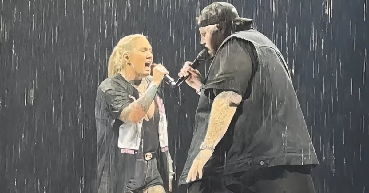 Jelly Roll And Garth Brooks’s Daughter Allie Colleen Thrill Fans With An Epic Rain-Soaked Duet