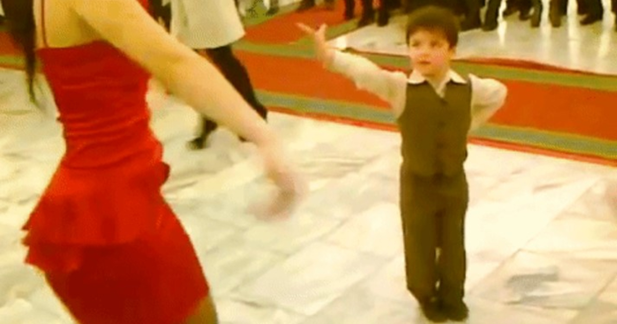 When The Little Boy Started Dancing, The Crowd Went Wild!