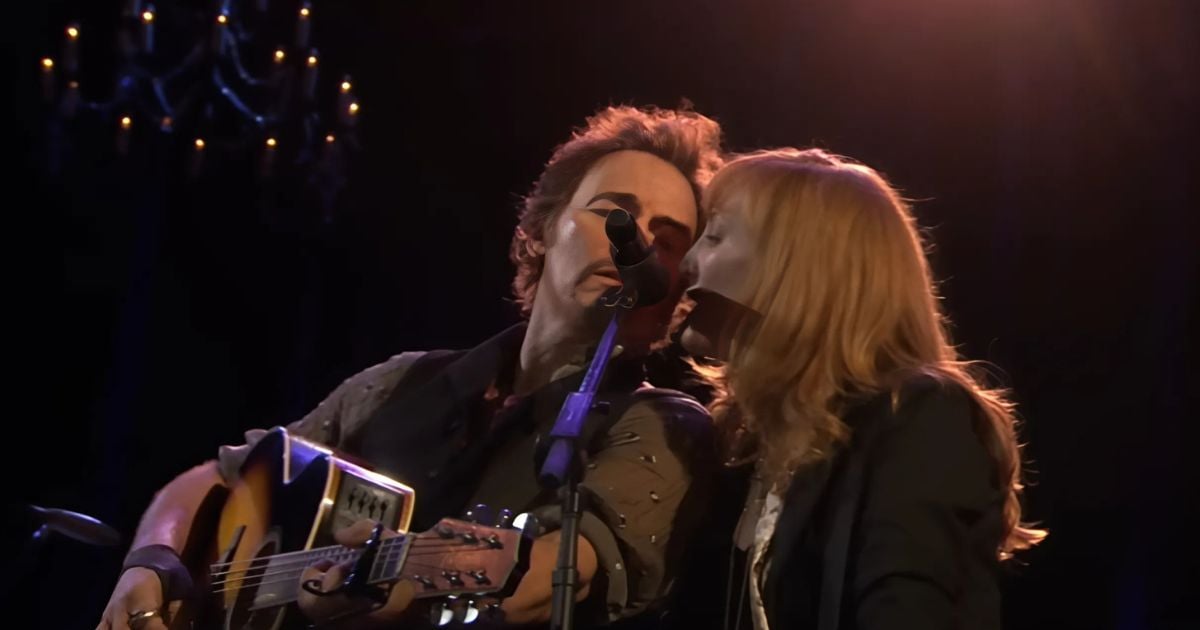 Bruce Springsteen Invited His Wife Patti Scialfa To Sing “If I Should Fall Behind” Together