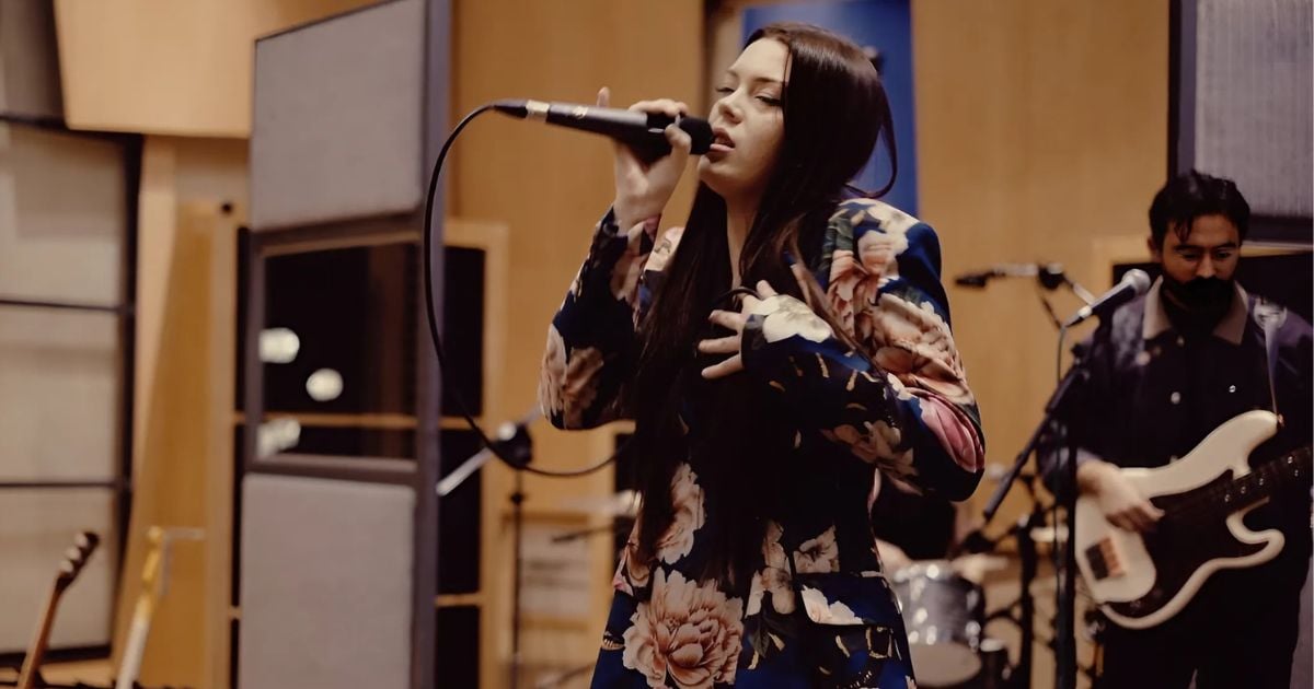 Courtney Hadwin Stuns With An Electrifying Rendition Of “That Girl Don’t Live Here”