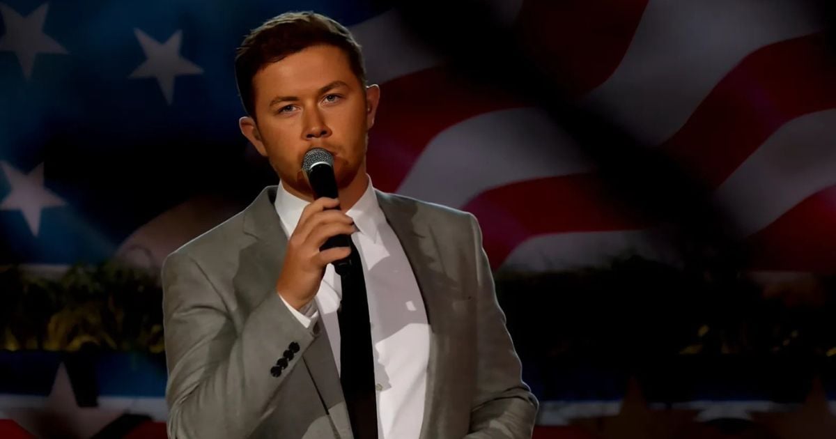 Scotty Mccreery Honors Heroes With A Soulful Performance At The 2017 Memorial Day Concert