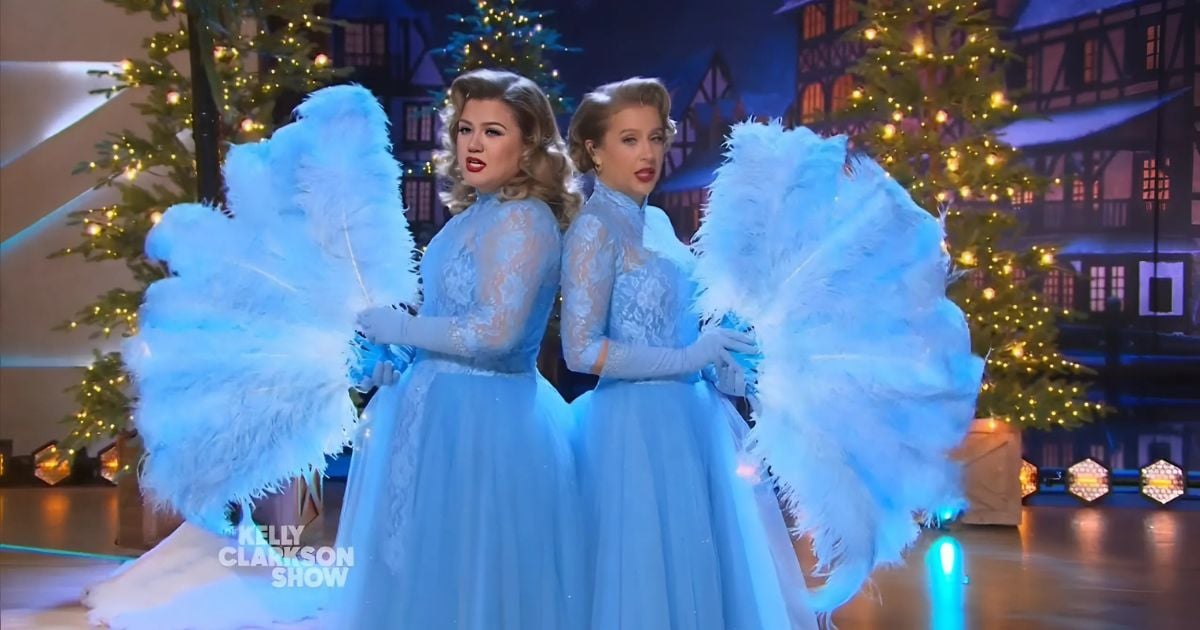 Kelly Clarkson Honors “White Christmas” With A Dazzling Take On “Sisters”