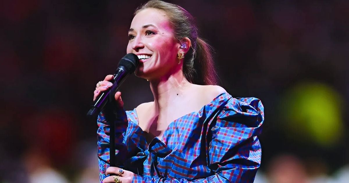 Lauren Daigle’s Super Bowl Performance Ignites Mixed Reactions