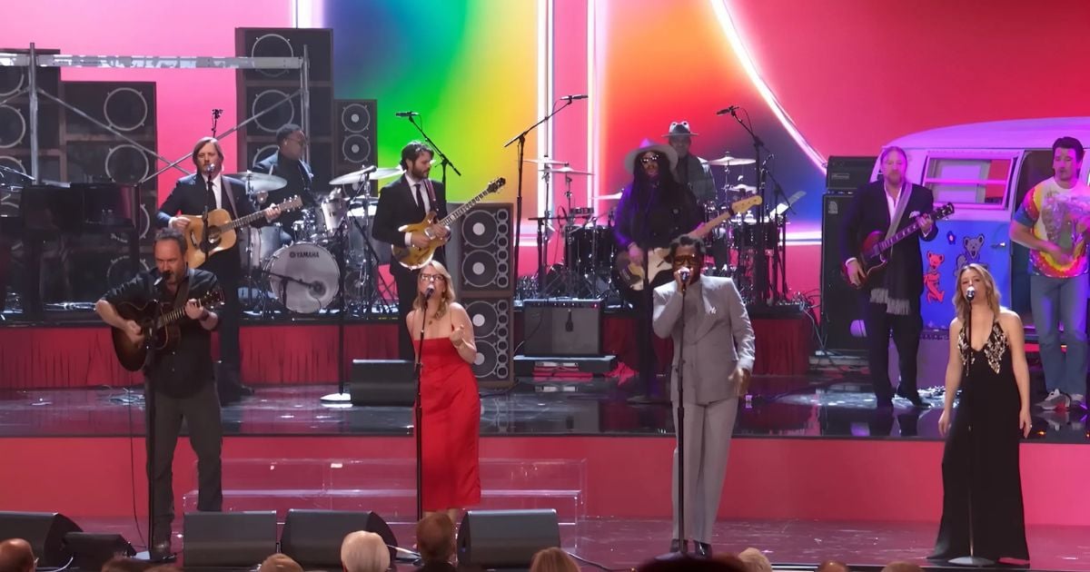 The Kennedy Center Honors The Grateful Dead With An Electrifying “Not Fade Away” Tribute