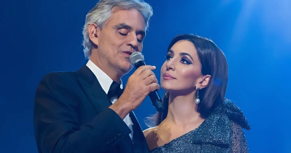 Andrea And Zara Bocelli Mesmerize With “Time To Say Goodbye” At The 2017 MUZ-TV Awards